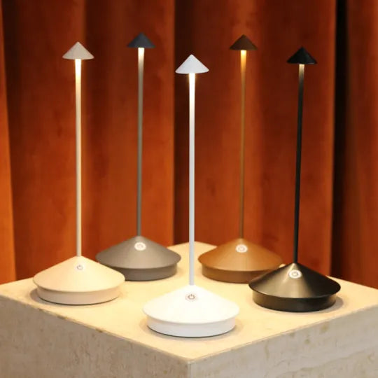 Lampe de Table LED Sans Fil ClarityGlow – Rechargeable, Dimmable, Intérieur et Extérieur