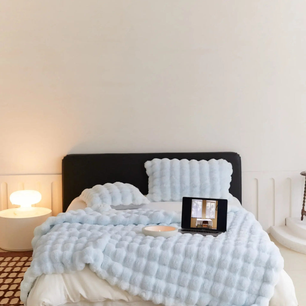 Plaid WarmWol – Couverture Ultra-Douce en Laine Polaire, Chaleur Exceptionnelle pour Toutes Saisons