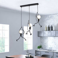 Suspension Lumineuse en Forme de Poupée - Apportez de la Joie à Votre Intérieur