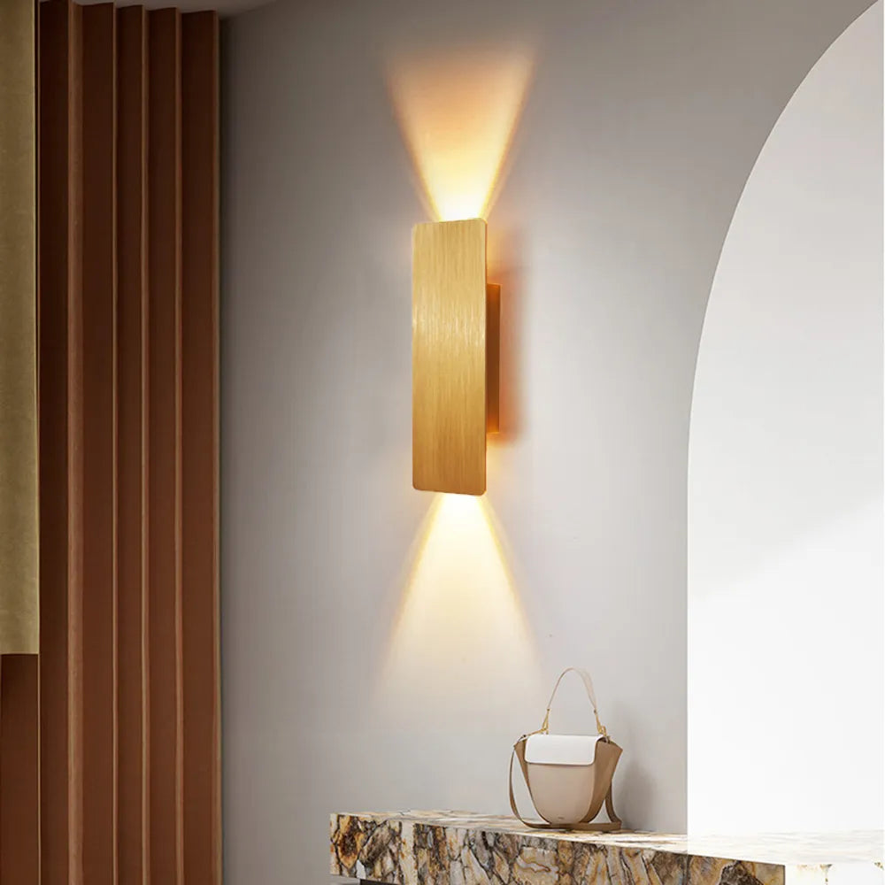 Lampe de chevet Murale au Design Plat
