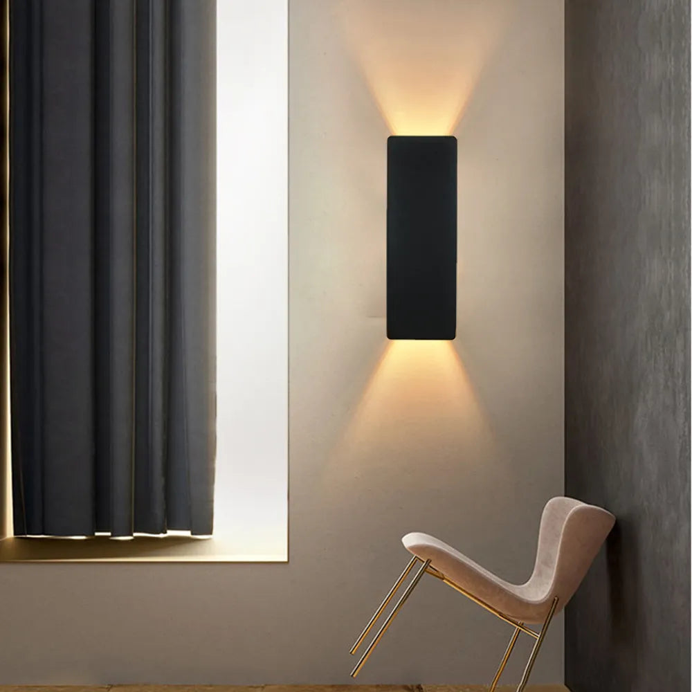 Lampe de chevet Murale au Design Plat