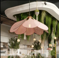 Suspension FloraLume – Élégance Florale & Éclairage Chaleureux