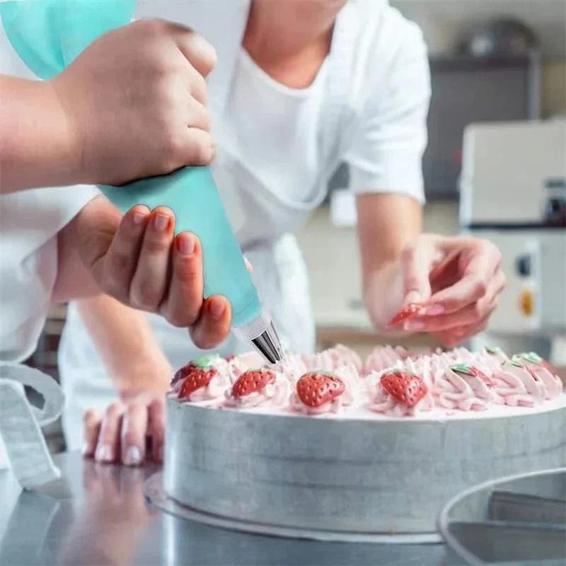 Ensemble Douilles & Poche à Douille en Silicone pour Cake Design